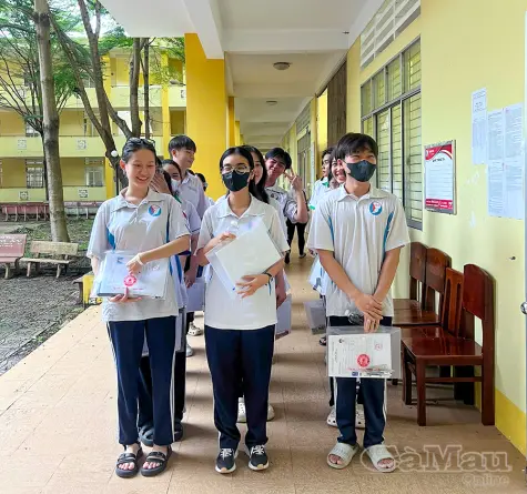 Ổn định phương thức thi, tăng ứng dụng công nghệ