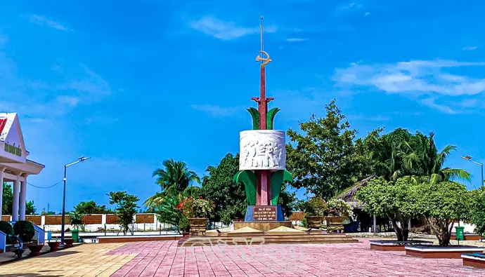 Di tích Căn cứ Tỉnh uỷ Lung Lá - Nhà Thể