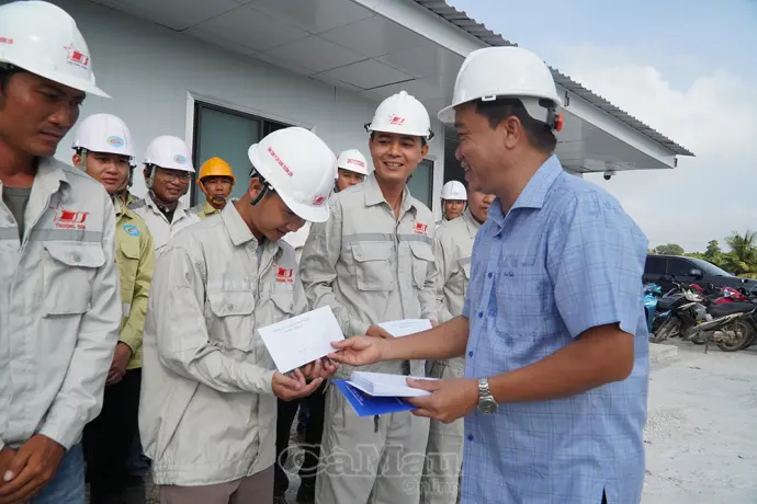 Đẩy nhanh tiến độ thi công, bảo đảm chất lượng công trình