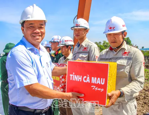 Chất lượng là ưu tiên hàng đầu tại cao tốc Cà Mau - Đất Mũi