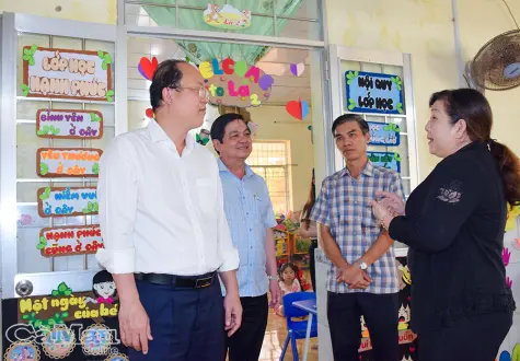 Giữ vững đoàn kết nội bộ để hoàn thành tốt nhiệm vụ