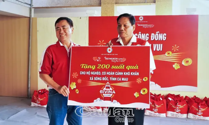 "Tết an vui" đến với bà con Sông Đốc
