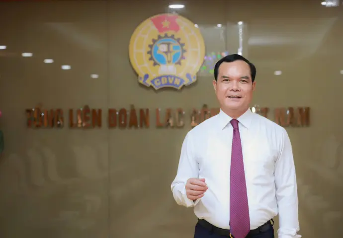 Xây dựng giai cấp công nhân Việt Nam hiện đại, lớn mạnh trong kỷ nguyên phát triển mới của dân tộc