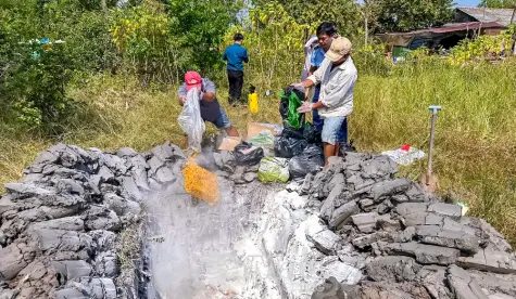Tiêu huỷ hàng hoá không rõ nguồn gốc