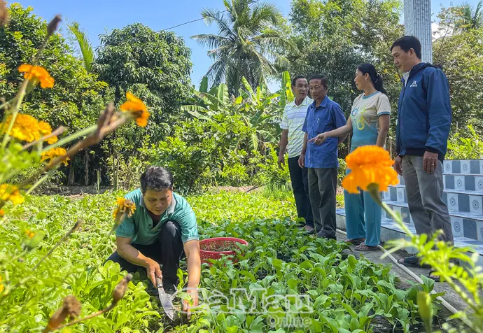  Định hướng chiến lược, khơi dậy khát vọng phát triển đất nước