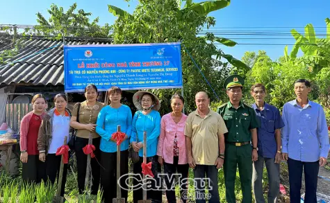 Khởi công 2 căn nhà tình thương cho phụ nữ khó khăn