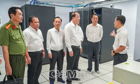 Tập trung nguồn lực, nâng cao chất lượng vận hành Trung tâm Chuyển đổi số tỉnh