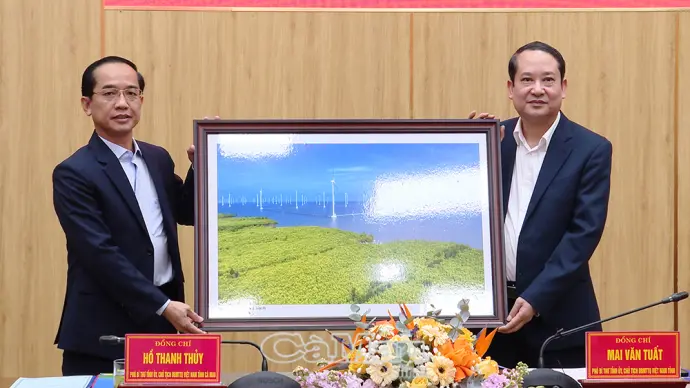 Thắt chặt nghĩa tình Cà Mau - Ninh Bình, hướng tới phát triển bền vững