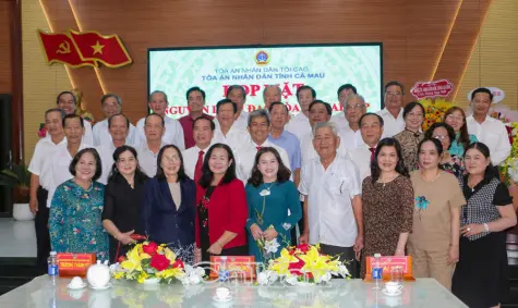 Tri ân các thế hệ lãnh đạo Tòa án nhân dân tỉnh Cà Mau