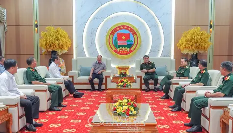 Bí thư Tỉnh uỷ Nguyễn Hồ Hải thăm, chúc Tết Quân khu 7 và nguyên lãnh đạo tỉnh