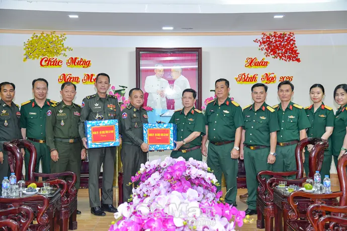Đoàn Cục Phát triển, Bộ Quốc phòng Vương quốc Campuchia thăm, chúc Tết Bộ CHQS tỉnh Cà Mau