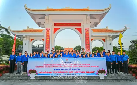 Tuổi trẻ Cà Mau trọn niềm tin yêu dưới lá cờ vẻ vang của Đảng