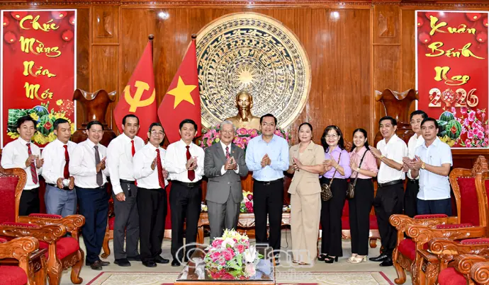 Ấm tình đoàn kết các hoạt động thăm, chúc Tết