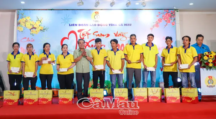 Ấm áp “Tết Sum vầy - Xuân ơn Đảng”