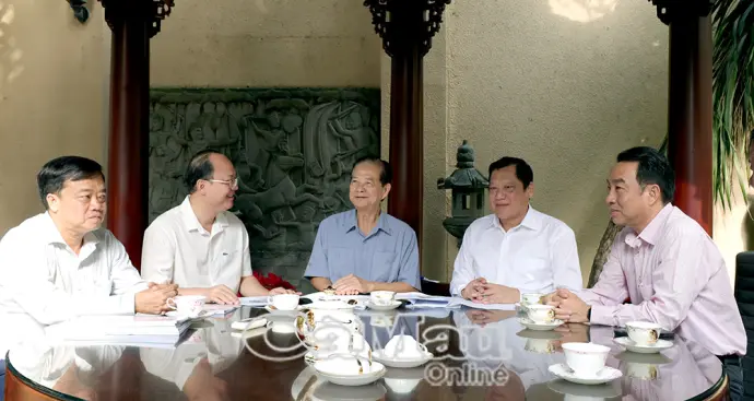 Lãnh đạo tỉnh Cà Mau thăm, chúc Tết nguyên lãnh đạo Đảng, Nhà nước tại TP Hồ Chí Minh