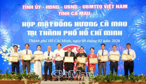 Gắn kết nghĩa tình, hướng về quê hương