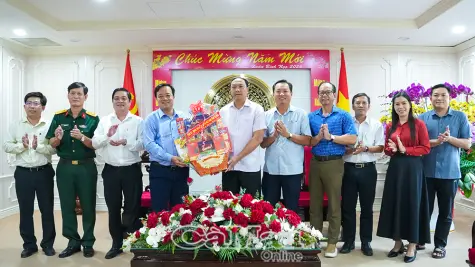 Cà Mau - An Giang tăng cường gắn kết, hợp tác phát triển