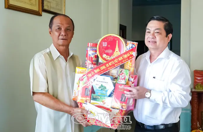 Tri ân nguyên lãnh đạo tỉnh nhân dịp Tết