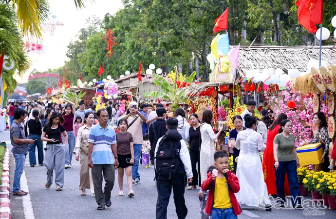 Khai mạc Hội Xuân “Xuân đổi mới - Tết vươn mình” 2026