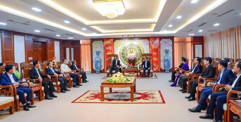 Cà Mau - Khăm Muồn tiếp tục thắt chặt đoàn kết, mở rộng hợp tác toàn diện