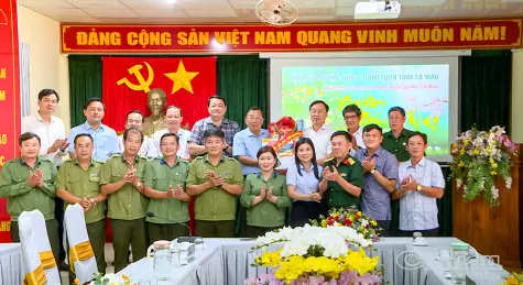 Thăm, chúc Tết các đơn vị quản lý rừng ngập mặn