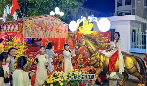 Hơn 3.000 lượt người tham quan Hội Xuân phường Bạc Liêu 2026