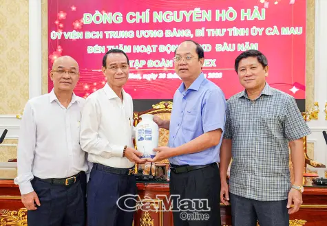 Bí thư Tỉnh uỷ Nguyễn Hồ Hải thăm, chúc Tết Công ty Cổ phần Camimex