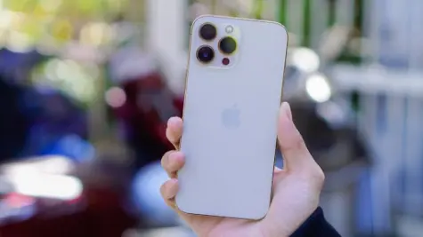 iPhone 11 cũ và iPhone 13 Pro Max cũ đồng loạt giảm giá trên thị trường