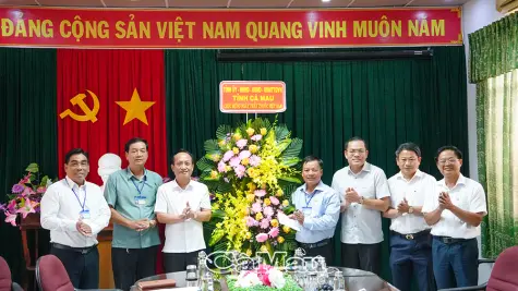 Tri ân nguyên lãnh đạo ngành Y tế và đơn vị đào tạo