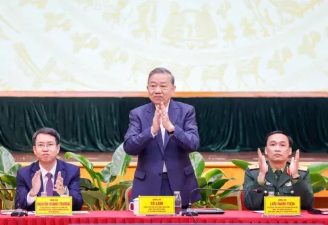 Tổng Bí thư Tô Lâm dự Hội nghị tiếp xúc giữa cử tri với người ứng cử đại biểu Quốc hội khoá XVI tại Hà Nội