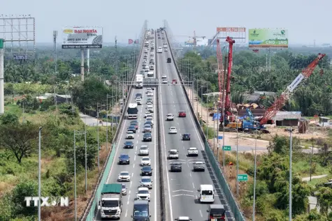 Nhiều chính sách kinh tế quan trọng có hiệu lực từ tháng Ba