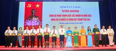 Tuyên dương 385 điển hình tiêu biểu trên các lĩnh vực năm 2025