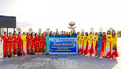 Tự hào tà áo dài Việt