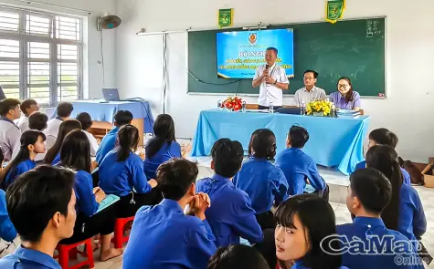 Chung tay xây dựng môi trường học đường an toàn