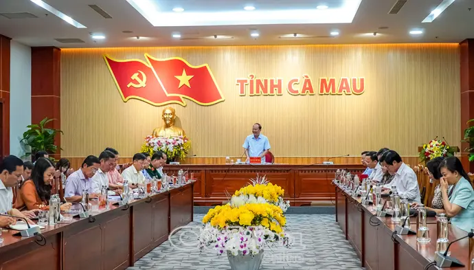 Đẩy mạnh khoa học - công nghệ và chuyển đổi số để tạo động lực phát triển
