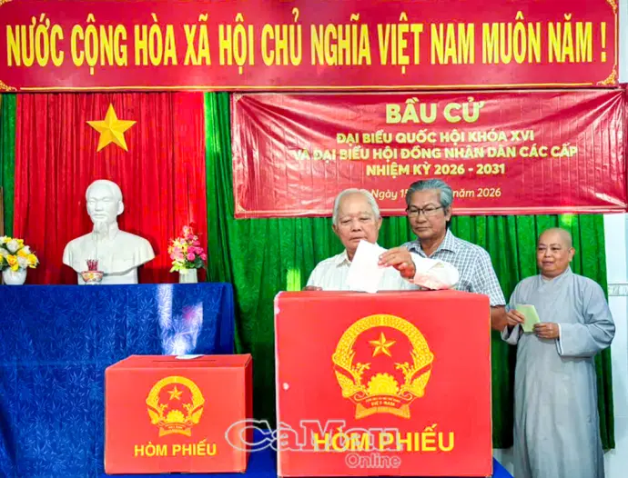 Hơn 1,7 triệu cử tri toàn tỉnh Cà Mau phấn khởi đi bầu cử
