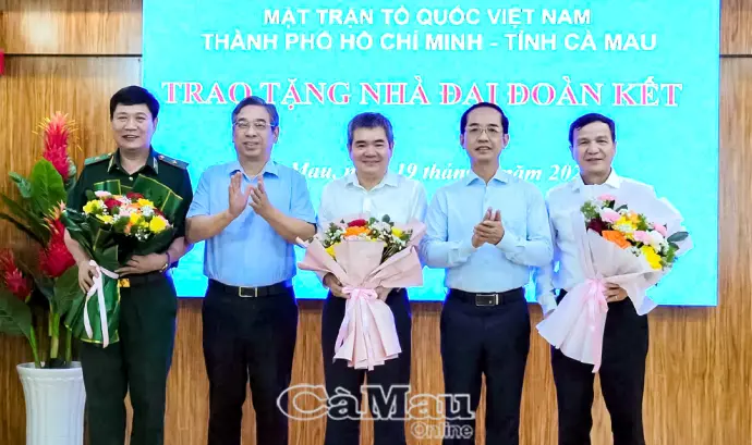 Uỷ ban MTTQ Việt Nam Thành phố Hồ Chí Minh hỗ trợ an sinh tại Cà Mau