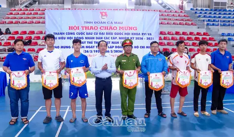 Sôi nổi hội thao của tuổi trẻ chào mừng thành công cuộc bầu cử