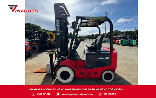 Vinaboss – Lựa chọn đáng tin cậy khi doanh nghiệp cần thuê xe nâng