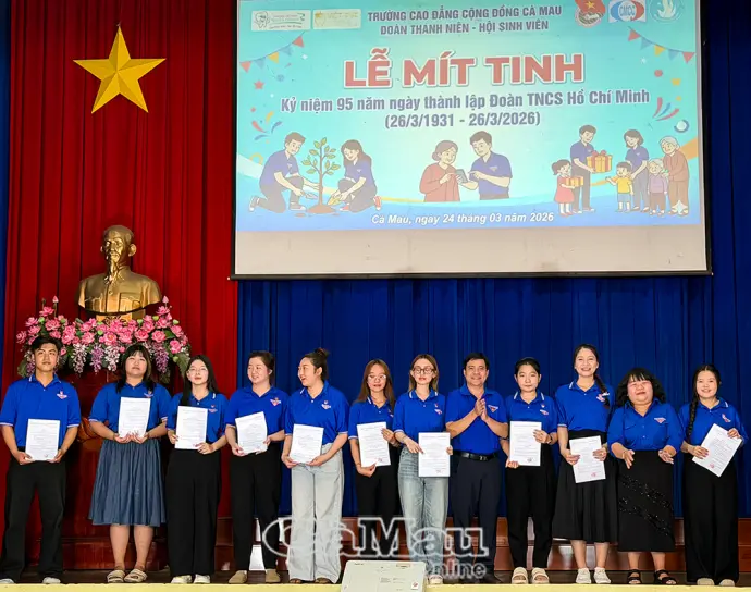 Tuổi trẻ bắt đầu từ lý tưởng sống