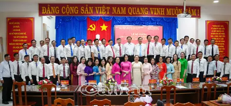 Bế giảng lớp Cao cấp Lý luận chính trị K18B3-CM