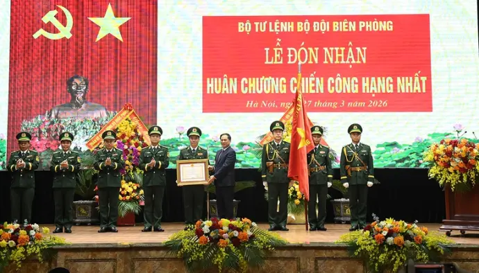 Bộ Tư lệnh Bộ đội Biên phòng đón nhận Huân chương Chiến công hạng Nhất
