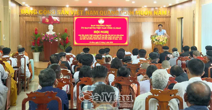 Chức sắc, chức việc tôn giáo và người có uy tín quán triệt Nghị quyết Đại hội XIV của Đảng