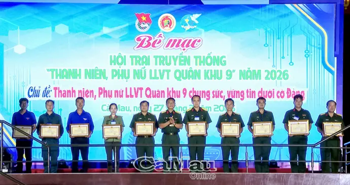 Bế mạc Hội trại Thanh niên, Phụ nữ LLVT Quân khu 9: Nhiều dấu ấn đoàn kết, xung kích