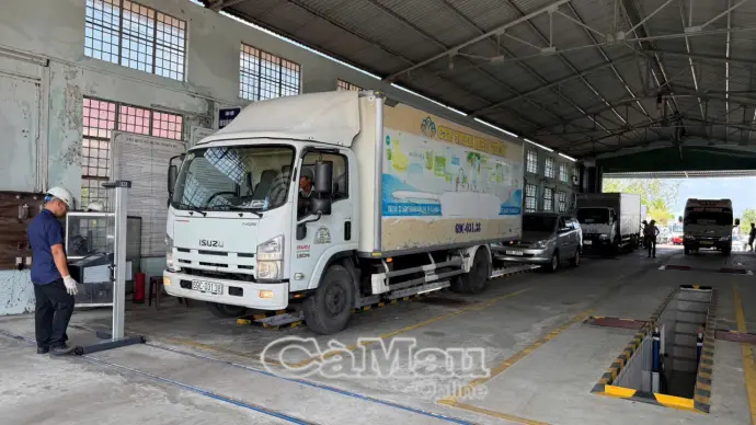 Đăng kiểm xe theo quy định khí thải mới vẫn thông suốt