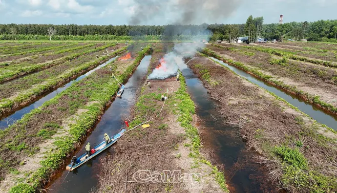 Rèn luyện kỹ năng cho lực lượng giữ rừng mùa khô
