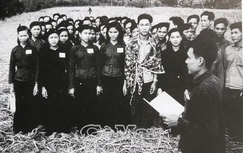 Hào hùng chiến thắng Ðất Cháy