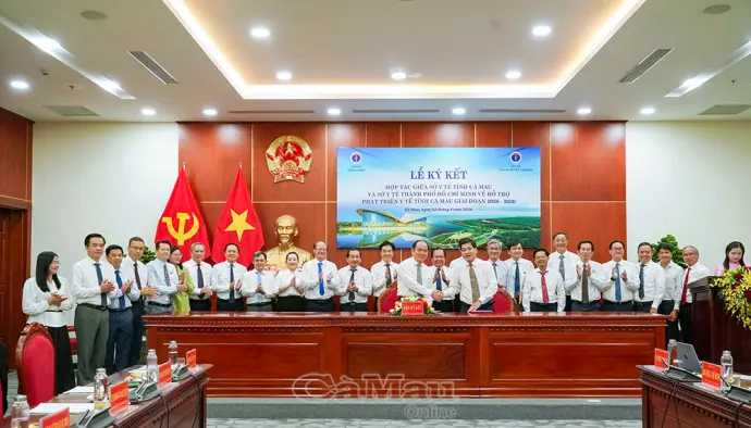 Cà Mau và Thành phố Hồ Chí Minh ký kết hợp tác phát triển y tế