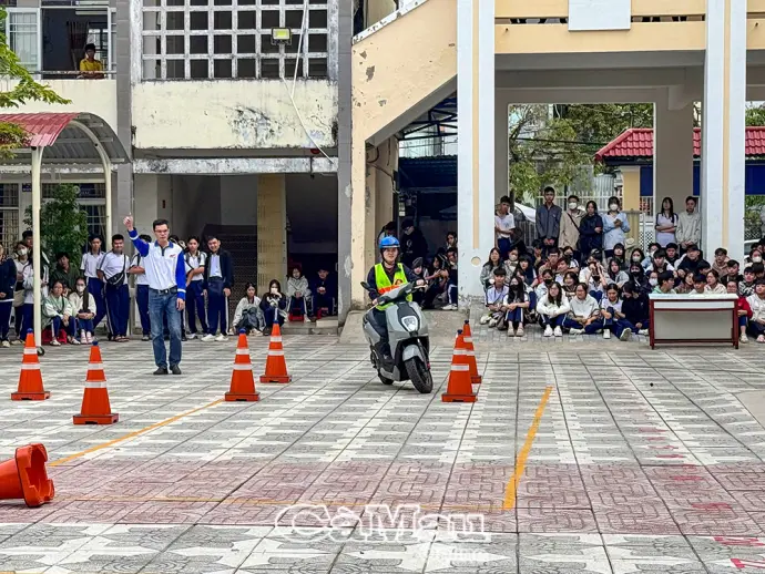 Vững tay lái - vững tương lai