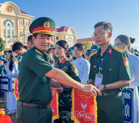 Khai mạc Hội thao Giáo dục quốc phòng và an ninh học sinh THPT tỉnh Cà Mau lần thứ I